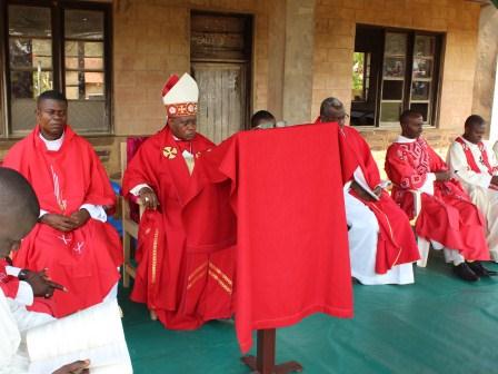 Visite pastorale de Mgr Daniel Nlandu à Miyamba (15)
