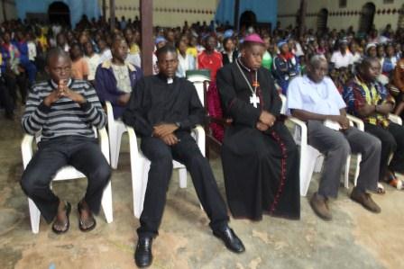 Visite pastorale de Mgr Daniel Nlandu à Miyamba (6)