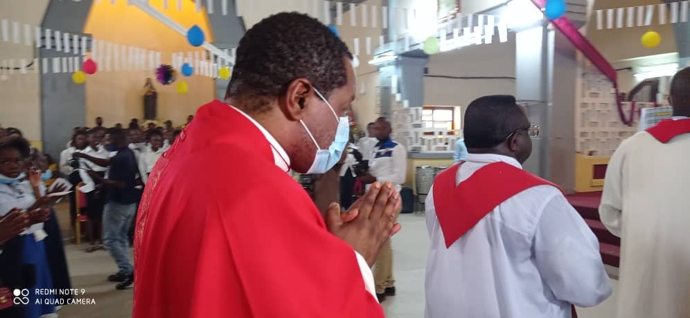 Confirmations a la cathedrale de matadi 27 