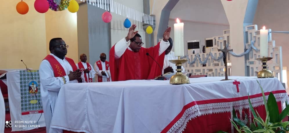 Confirmations a la cathedrale de matadi 28 