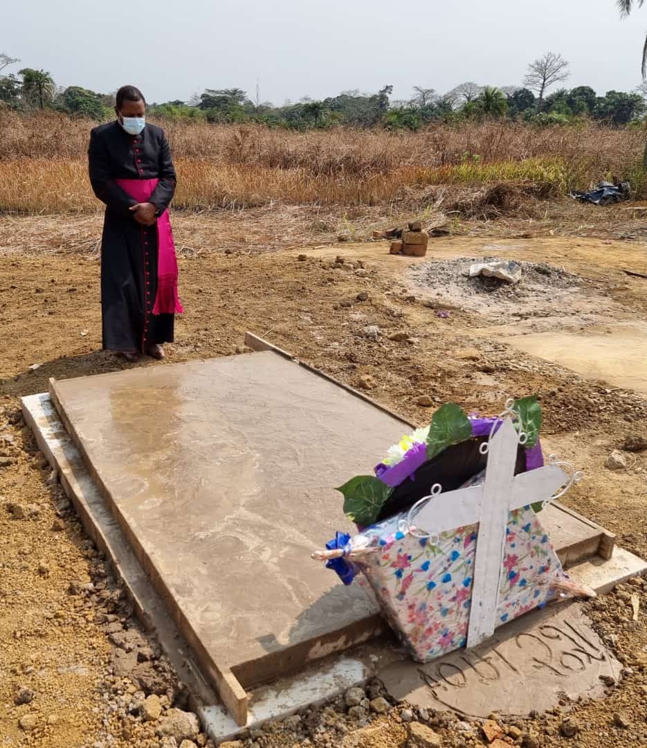Funerailles abbe pierre nzinga 17 