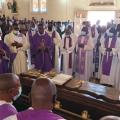 Funerailles abbe pierre nzinga 5 