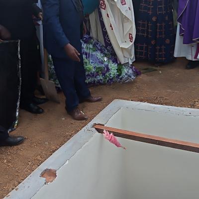 Inhumation de l'abbé Khonde Godefroid