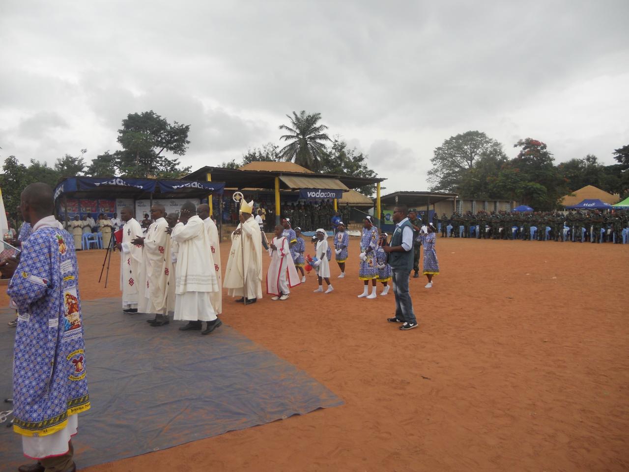 Messe de noel au camp Redjaf (12)