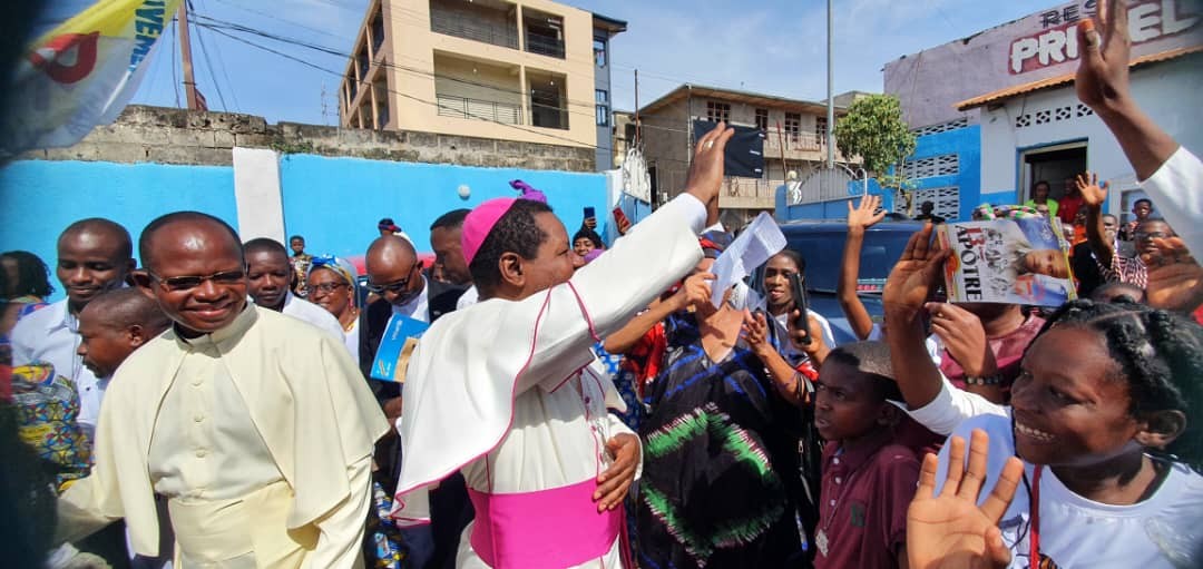 Mgr andre giraud pindi dimanche de paques 2023 8 