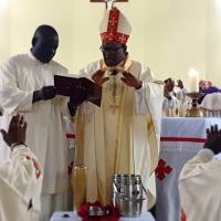 Mgr andre giraud pindi messe chrismale 2023 11 