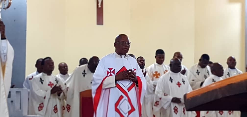 Mgr andre giraud pindi messe chrismale 2023 4 