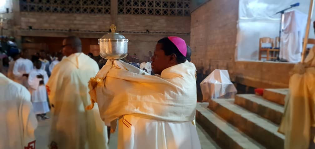 Mgr andre giraud pindi messe du jeudi saint 2023 5 