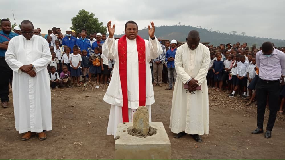 Premere pierre eglise kinzao 1 7 