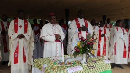 Rameaux des jeunes 2014 à Luozi (32)