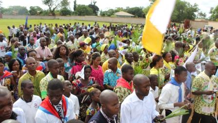 Rameaux des jeunes 2014 à Luozi (37)