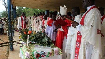 Rameaux des jeunes 2014 à Luozi (40)