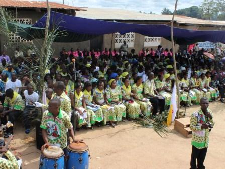 Rameaux des jeunes 2014 à Luozi (58)