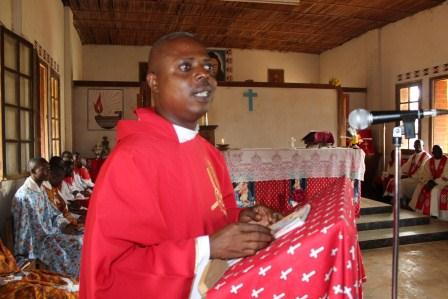 Visite canonique de Mgr Daniel Nlandu à Kibula (101)