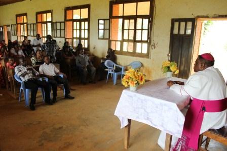 Visite canonique de Mgr Daniel Nlandu à Kibula (120)