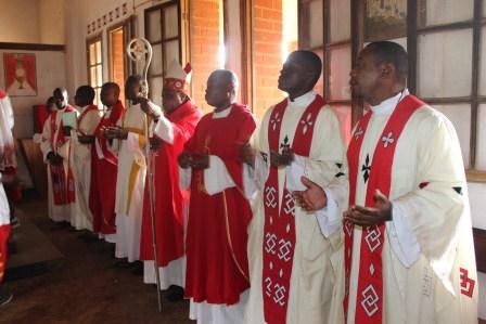 Visite canonique de Mgr Daniel Nlandu à Kibula (32)