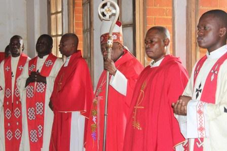 Visite canonique de Mgr Daniel Nlandu à Kibula (41)