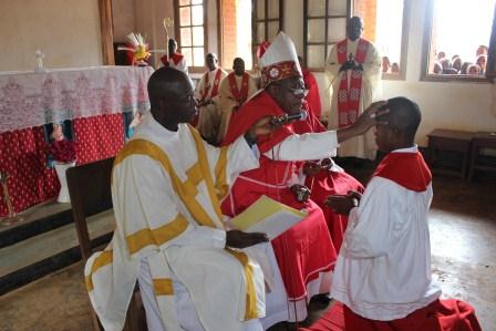 Visite canonique de Mgr Daniel Nlandu à Kibula (47)