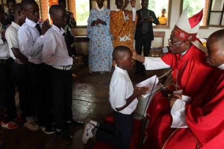 Visite canonique de Mgr Daniel Nlandu à Kibula (48)