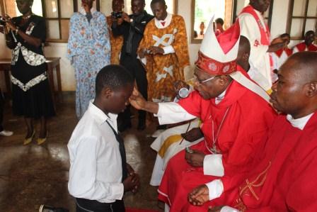 Visite canonique de Mgr Daniel Nlandu à Kibula (57)