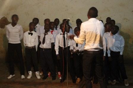 Visite canonique de Mgr Daniel Nlandu à Kibula (7)