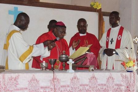 Visite canonique de Mgr Daniel Nlandu à Kibula (78)