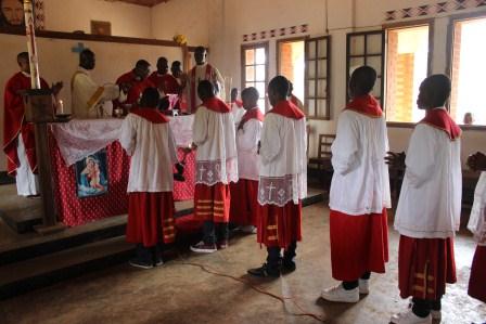 Visite canonique de Mgr Daniel Nlandu à Kibula (79)