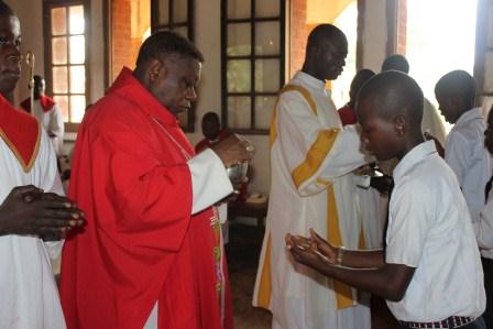 Visite canonique de Mgr Daniel Nlandu à Kibula (83)