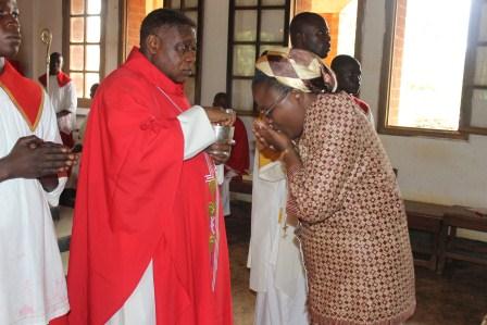 Visite canonique de Mgr Daniel Nlandu à Kibula (91)