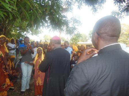 Visite de Mgr Daniel Nlandu à Mindouli (11)