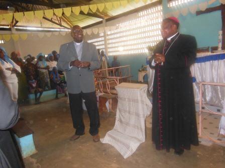 Visite de Mgr Daniel Nlandu à Mindouli (2)