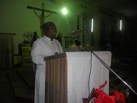 Visite pastorale de Mgr Daniel Nlandu à Christ-Roi (11)