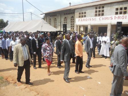 Visite pastorale de Mgr Daniel Nlandu à Christ-Roi (120)