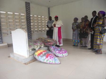 Visite pastorale de Mgr Daniel Nlandu à Christ-Roi (15)