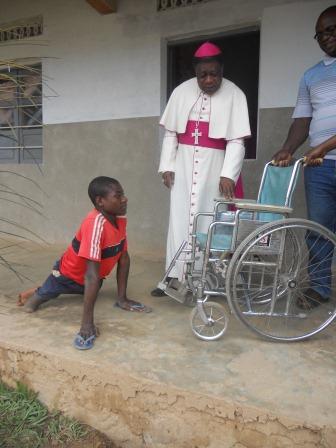 Visite pastorale de Mgr Daniel Nlandu à Christ-Roi (23)