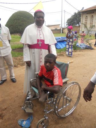 Visite pastorale de Mgr Daniel Nlandu à Christ-Roi (26)