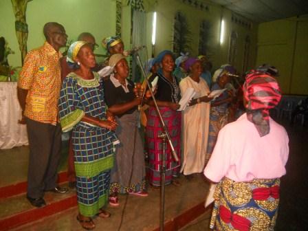 Visite pastorale de Mgr Daniel Nlandu à Christ-Roi (28)