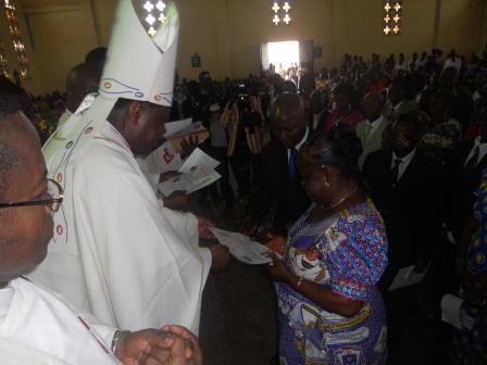Visite pastorale de Mgr Daniel Nlandu à Christ-Roi (70)
