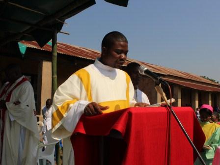 Visite pastorale de Mgr Daniel Nlandu à Miyamba (17)