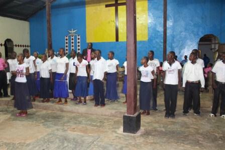 Visite pastorale de Mgr Daniel Nlandu à Miyamba (7)