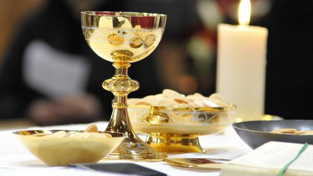 Celebration communion temps pascal cp 023 620x349