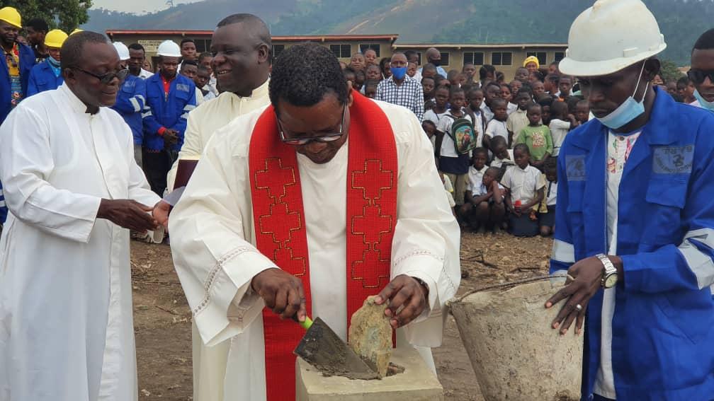 Premere pierre eglise kinzao 1 12 